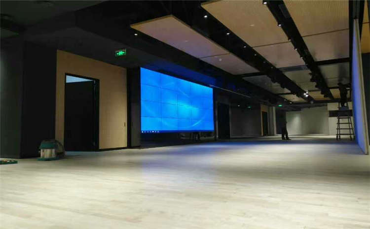 內(nèi)蒙古楓樺木體育木地板施工