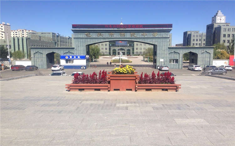 學(xué)校乒乓球館木地板造價(jià)是的多少?