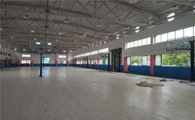 學校羽毛球館木地板怎么保養?