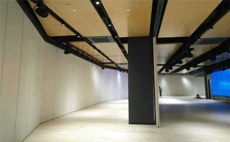 為什么運動木地板在體育館